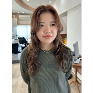 ハイトーン/ブリーチ/ダブルカラー/パーソナルカラー - 180°One Eighty Degrees. 中目黒【ワン エイティー ディグリース ナガメグロ】掲載中