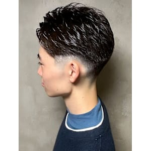 アップバング 爽やか 束感ショート 刈り上げ ツーブロック - 全室完全個室 THIS IS BARBER 4th【ディスイズバーバーフォース】掲載中