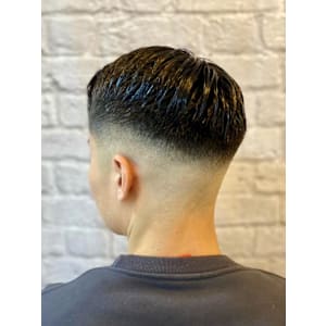 フェードスタイル - 銀座マツナガ 新宿野村ビル店【ギンザマツナガ シンジュクノムラビルテン】掲載中