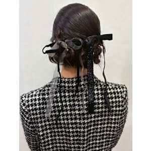 アップスタイル ツインお団子 リボン タイトアレンジ 成人式 - 髪質改善 SEPT. 天神大名【カミシツカイゼン セプト テンジンダイミョウ】掲載中