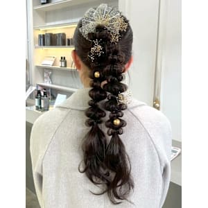 編み下ろしポニーテール アップスタイル パーティー 成人式 - 髪質改善 SEPT. 天神大名【カミシツカイゼン セプト テンジンダイミョウ】掲載中