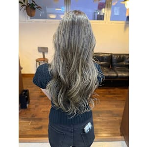 ハイライトカラー／ハイトーン／難波／心斎橋 - JILL Hair Design NAMBA【ジルヘアデザインナンバ】掲載中