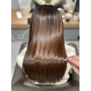天使の縮毛矯正髪質改善酸性ストレート美髪矯正艶髪銀座有楽町 - Charm by KENJE【シャルム　バイ　ケンジ】掲載中
