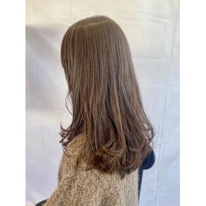 アッシュグレージュ/ブリーチなし - 半個室 rire hair 大野城店【ハンコシツリールヘアー オオノジョウテン】掲載中