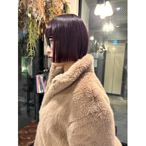ミニボブ - 半個室型美容室 Sourire 赤坂店【ハンコシツガタビヨウシツスーリールアカサカテン】掲載中