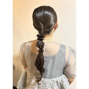 編み下ろしヘア - 半個室型美容室 Sourire 赤坂店【ハンコシツガタビヨウシツスーリールアカサカテン】掲載中