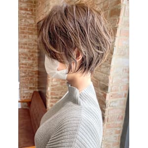 丸顔面長40代50代×絶壁解消大人美人ショートパーマ 安　 - BUMP GINZA【バンプ ギンザ】掲載中