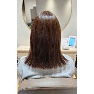 ツヤカラー+カット - 半個室型美容室 Sourire 鹿児島中央店【ハンコシツガタビヨウシツスーリールカゴシマチュウオウテン】掲載中