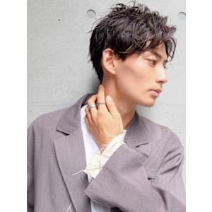 メンズヘア_ラフニュアンスハンサムショート