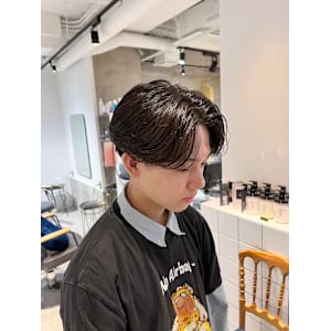 センターパート/ニュアンスパーマ/フェザーパーマ/パーマ - grace by neo live 大倉山店【グラス バイ ネオリーブ オオクラヤマテン】掲載中