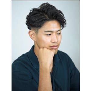 ビジネスツーブロック - Bro Tokyo BARBERSHOP 神田店 MEN'S専門理容室【ブロートーキョーバーバーショップカンダテンメンズセンモンリヨウシツ】掲載中