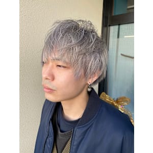 メンズハイトーン　ホワイトシルバー　ブリーチ　ダブルカラー