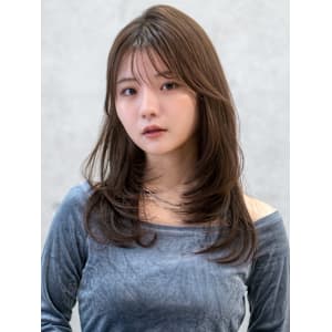 20代・30代_やわらか質感のナチュラルレイヤーミディ