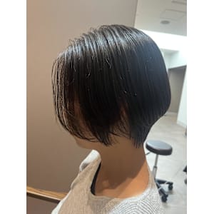 ショート:ばっさりカット:年代幅広 - 半個室型美容室 Sourire 小倉店【ハンコシツガタビヨウシツ スーリール コクラテン】掲載中
