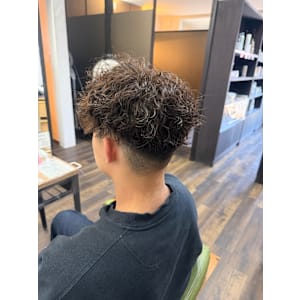 癖毛風ツイストスパイラルパーマ