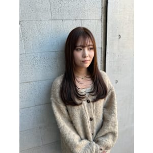 ナチュラルレイヤーロング × 透け前髪