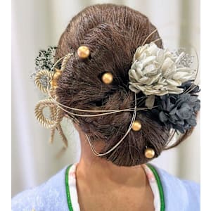 二十歳の集い リボンヘア - HAIR＆MAKE manis 髪質改善・白髪ぼかし【ヘアーアンドメイク マニス カミシツカイゼン シラガボカシ】掲載中