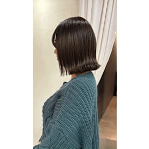 《花屋併設》オリーブグレージュ  切りっぱなしボブ - mallow*花屋併設の美容院*【マロウ】掲載中