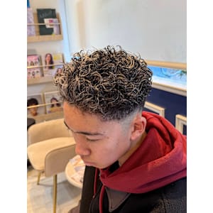 極道パーマ/ホワイトメッシュ - N'SOL of RICHAIR【アンソル オブ リシェール】掲載中