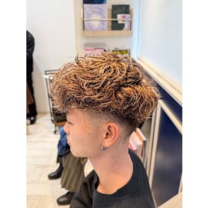 スペインカール/ハイライト/外国人風ブラウンカラー - N'SOL of RICHAIR【アンソル オブ リシェール】掲載中