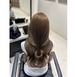 Mako チョコレートベージュ ブリーチなし ダブルカラー - Euphoria 銀座本店 Smart Salon【ユーフォリア】【ユーフォリア ギンザ ホンテン スマートサロン】掲載中