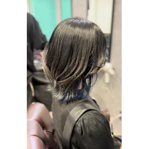 インナーカラー×ネイビーブルー - GLADGE池袋/ダブルカラー/ブリーチ【グラッジイケブクロダブルカラーブリーチ】掲載中