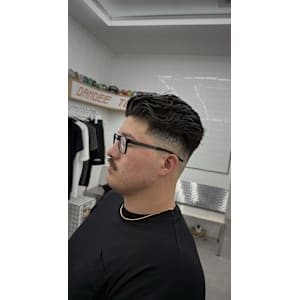 オールバックフェード - DAMDEE TOKYO 心斎橋【ダムディートウキョウシンサイバシ】掲載中