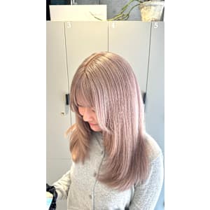 透け感ピンクベージュ - EARTH/E 吉祥寺店 ハイライト/髪質改善/縮毛矯正【アース　エレガンス　キチジョウジテン　ハイライト　カミシツカイゼン　シュクモウキョウセイ】掲載中