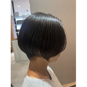 ショート:ばっさりカット:年代幅広 - 半個室型美容室 Sourire 小倉店【ハンコシツガタビヨウシツ スーリール コクラテン】掲載中