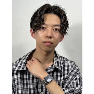 【波巻きスパイラル】大人の濡れ髪ニュアンスセンターパート - ヒロ銀座ヘアーサロン銀座一丁目店【ヒロギンザヘアーサロンギンザイッチョウメテン】掲載中