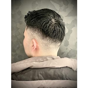 フェザーアップ - ヒロ銀座バーバーショップ大阪本店【ヒロギンザ バーバーショップオオサカホンテン】掲載中