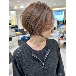 40代50代60代 ショート白髪ぼかし絶壁解消似合わせ　安 - BUMP GINZA【バンプ ギンザ】掲載中