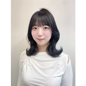 くびれヘア×美髪矯正 - Nest【ネスト】掲載中