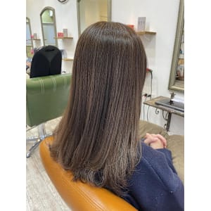 ブラウンカラー/艶髪/ゆる巻き - latte atelier【ラテ アトリエ】掲載中