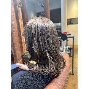 透明感グレージュ/ミディアムレイヤー/ボブ/顔周りレイヤー