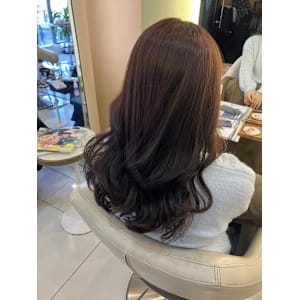 レイヤーロング美髪くびれワンカールシルキーベージュ - K:R鶴川【カールツルカワ】掲載中