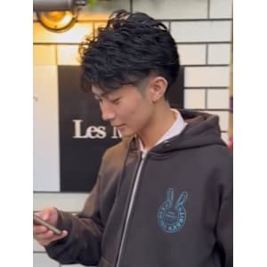 フェザー - Les Mains メンズ特化サロン【レマン】【レマン メンズトッカサロン】掲載中