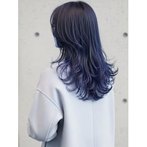 毛先プードルパーマ/ブルーカラー/バタフライレイヤーカット - FURUSHO 苦楽園【フルショウクラクエン】掲載中