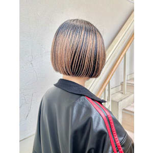 【morio成増 セリザワ】ぱっつんボブ プレイングカラー - モリオ・フロム・ロンドン成増店【モリオフロムロンドンナリマステン】掲載中