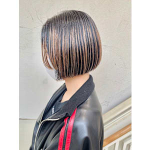 【morio成増 セリザワ】ぱっつんボブ プレイングカラー - モリオ・フロム・ロンドン成増店【モリオフロムロンドンナリマステン】掲載中