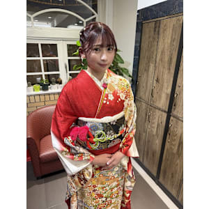 帯結びで差がつく！360度シロウト目線でも“綺麗”な振袖着付 - HAIR & MAKE EARTH 高田馬場店【ヘアメイクアース タカダノババテン】掲載中