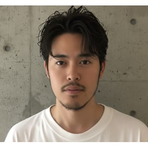 無造作ラフウェーブ×センターパート