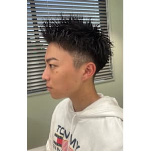 スパイキーアップバングショート