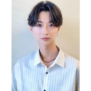 細束センターパート【福岡/天神/くせ毛カット/メンズカット】 - Men’s salon Zina 天神 ［メンズカット/眉毛/韓国/パーマ］【メンズサロンジーナ】【メンズサロン　ジーナ　テンジン　メンズカット　マユゲ　カンコク　パーマ　メンズサロン　ジーナ】掲載中