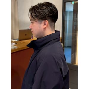 刈り上げ メンズショート ツーブロック ブラウン 20代 - atelier.神戸三宮店【アトリエ】【アトリエ コウベサンノミヤテン】掲載中