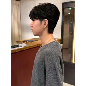 マッシュ 韓国ヘア 刈り上げ ツーブロック 20代 韓国風 - atelier.神戸三宮店【アトリエ】【アトリエ コウベサンノミヤテン】掲載中