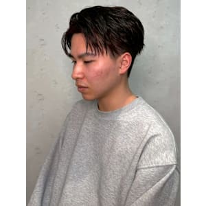 アップバング 刈り上げ メンズショート 韓国ヘア 20代 - atelier.神戸三宮店【アトリエ】【アトリエ コウベサンノミヤテン】掲載中