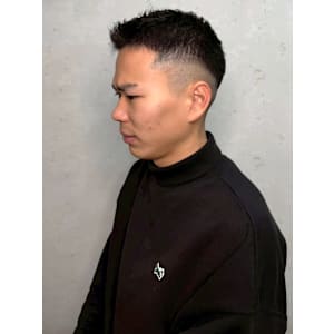 20代 フェードカット 短髪 刈り上げ バーバーカット - atelier.神戸三宮店【アトリエ】【アトリエ コウベサンノミヤテン】掲載中