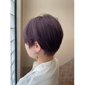 骨格補正ショートボブカット×パープルカラー