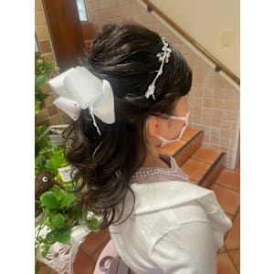 ふわふわハーフアップ